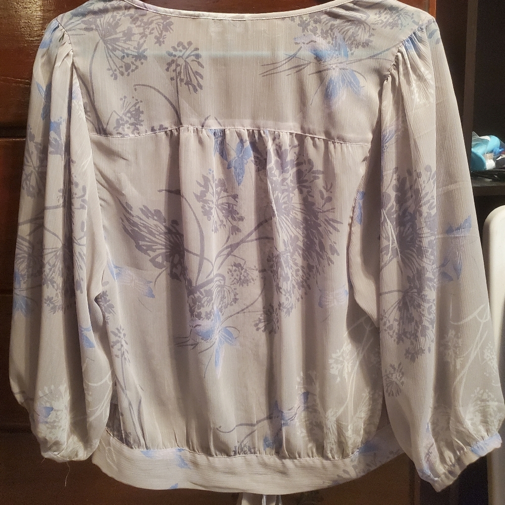 Blouse - Picture 2 of 2
